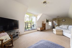 Photo 33- click for photo gallery